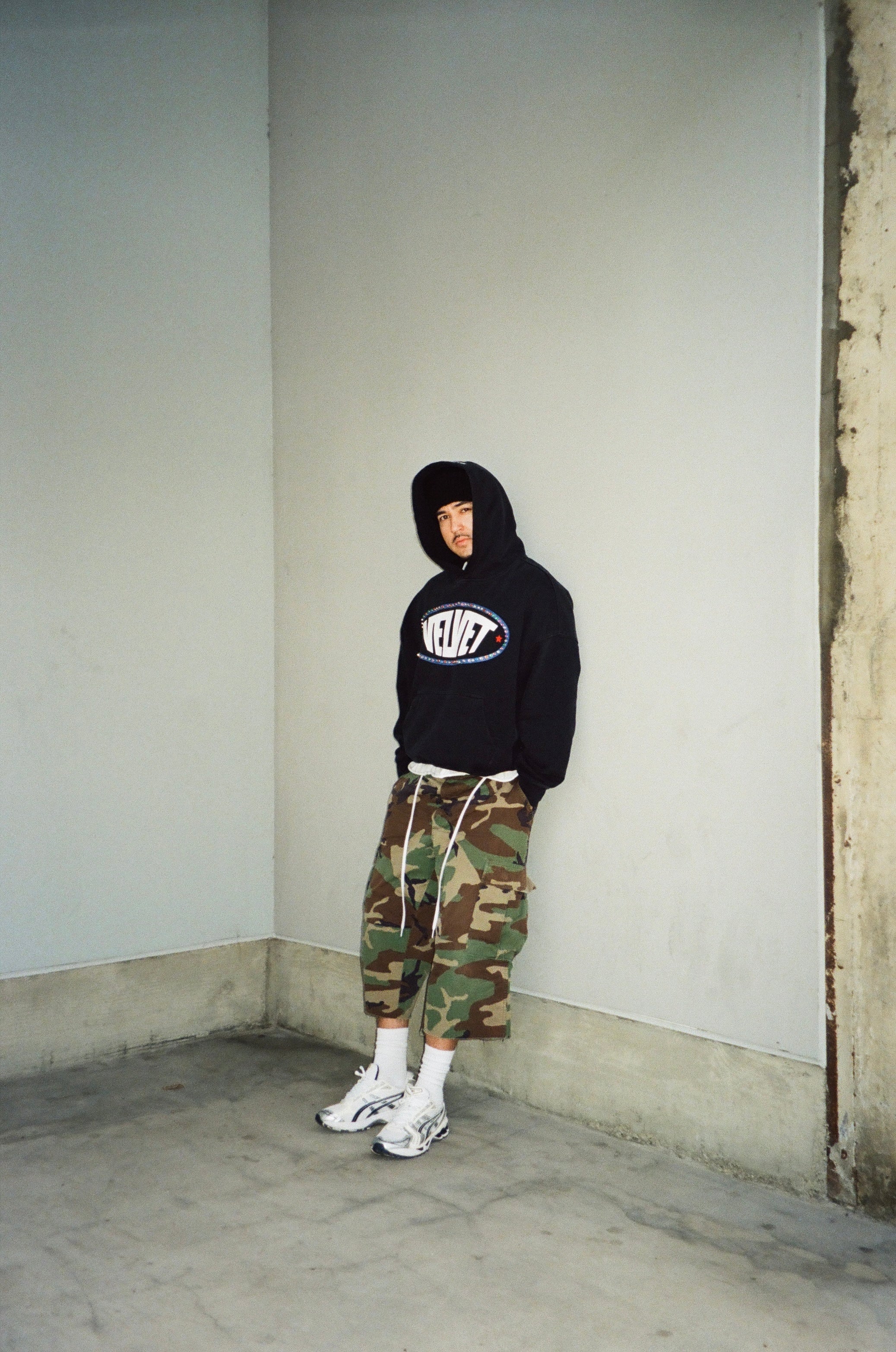 GLOBETROTTER HOODIE